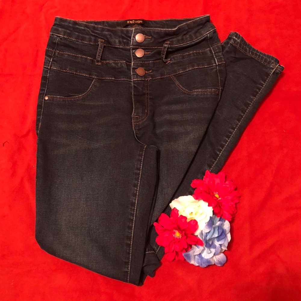 High waisted pants